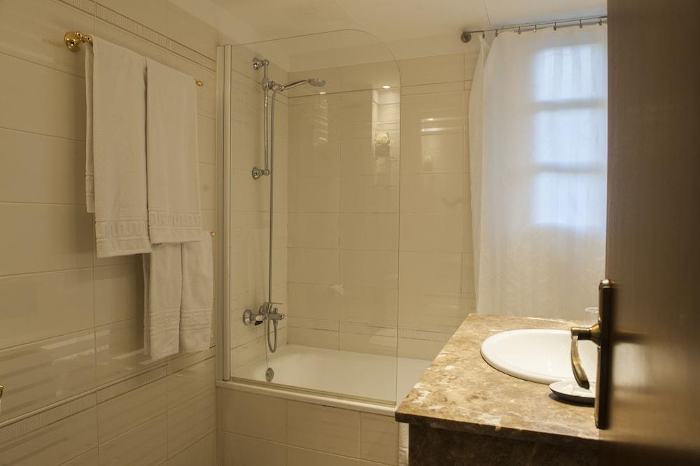 Hotel Edelweiss 3*
