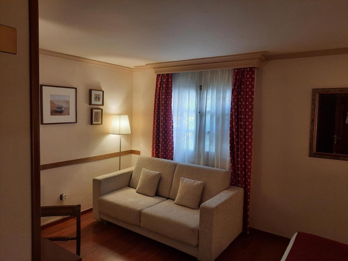 Edelweiss Hotel 3*